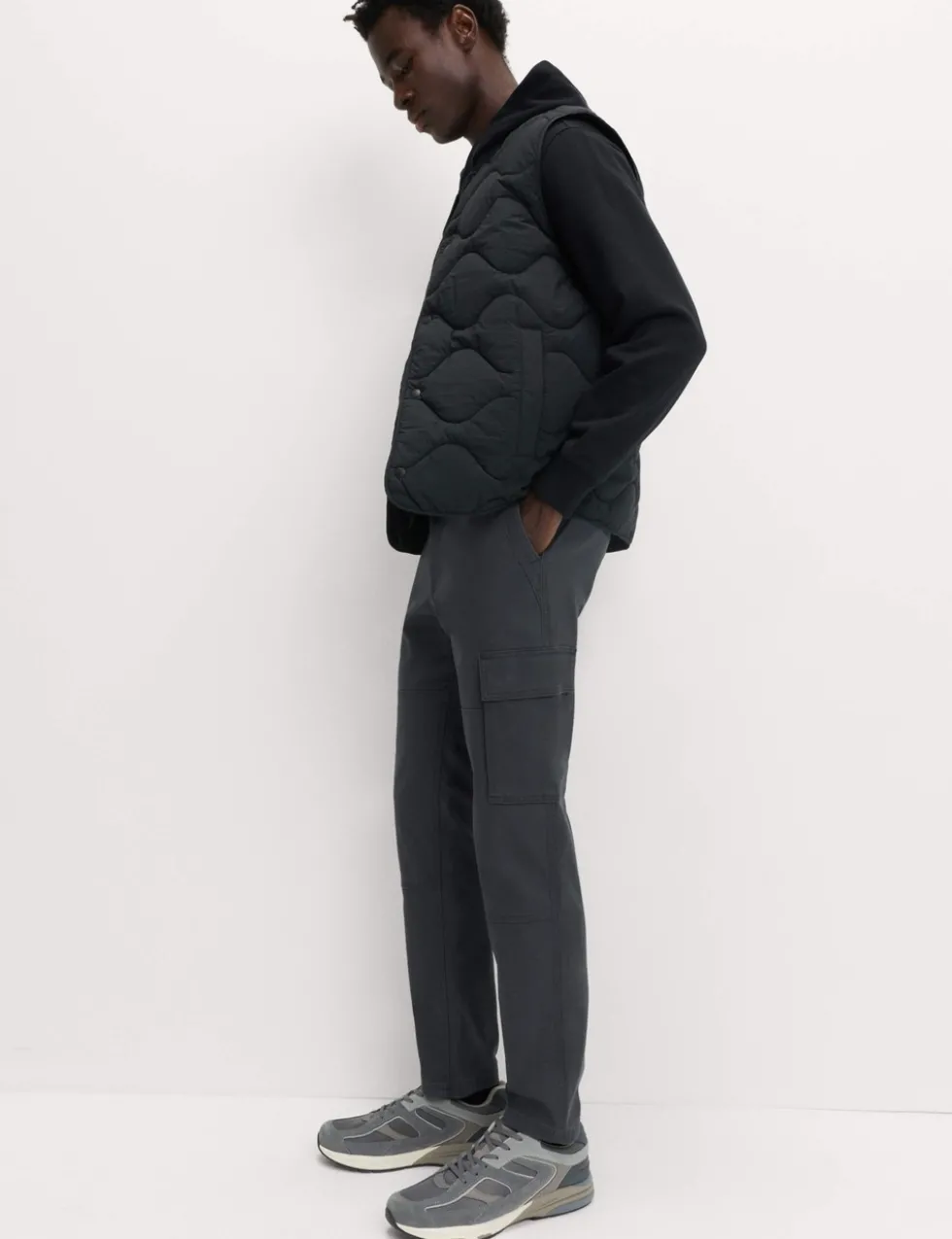 Tapered Fit Stretch Cargo Trousers