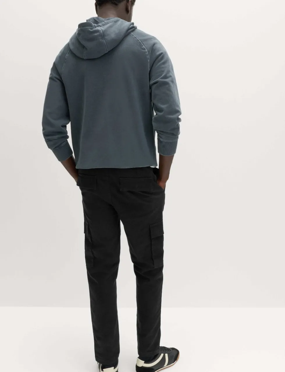 Tapered Fit Stretch Cargo Trousers