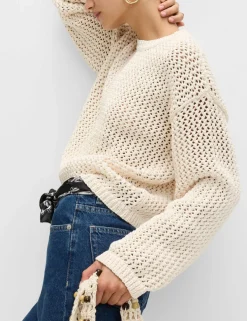 Textured Crew Neck Cropped Jumper