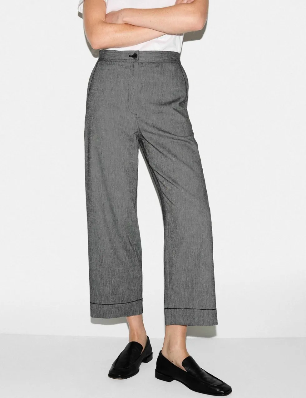 Textured Straight Leg Cropped Trousers