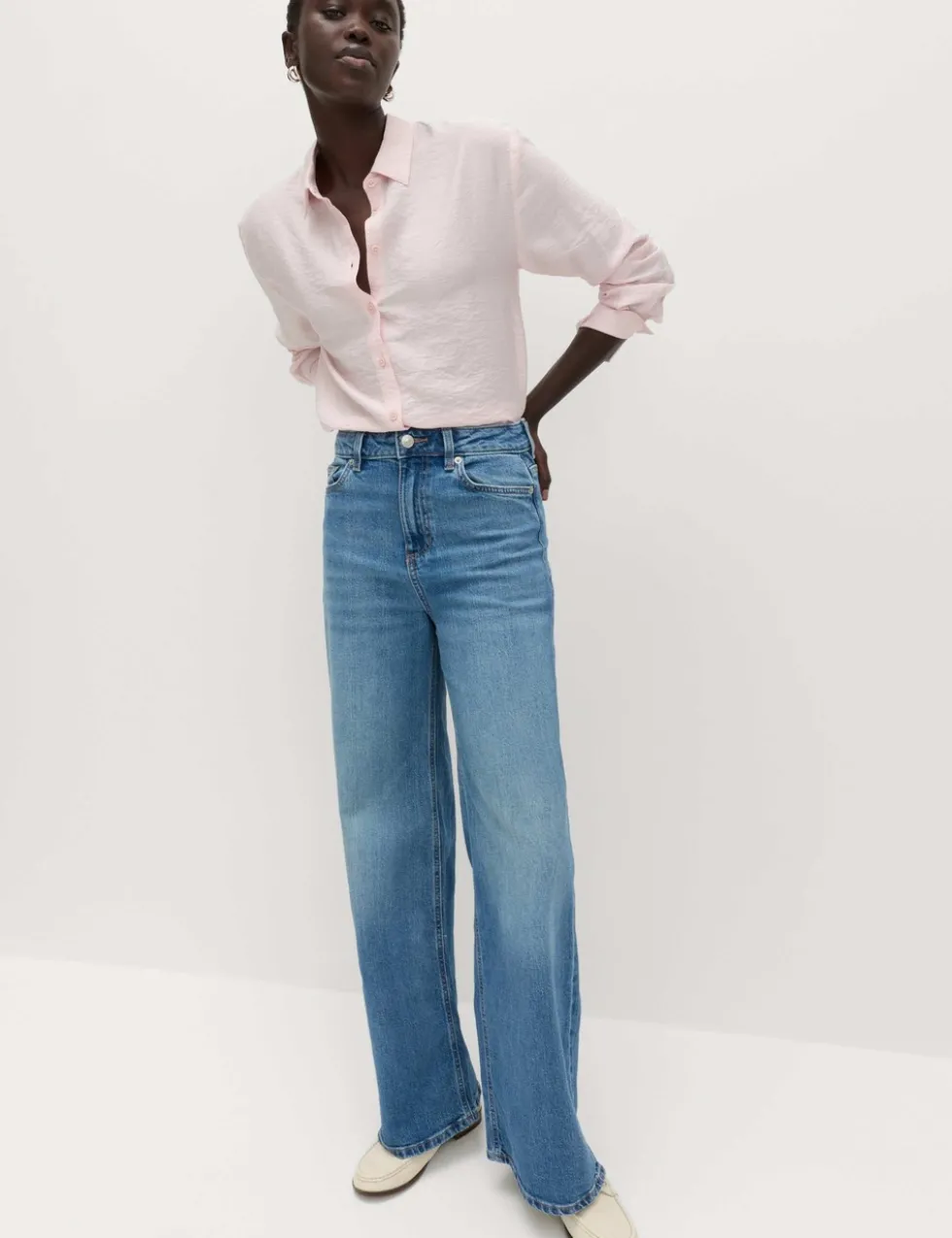 The Wide-Leg Jeans