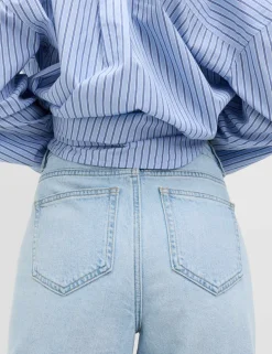 The Wide-Leg Jeans