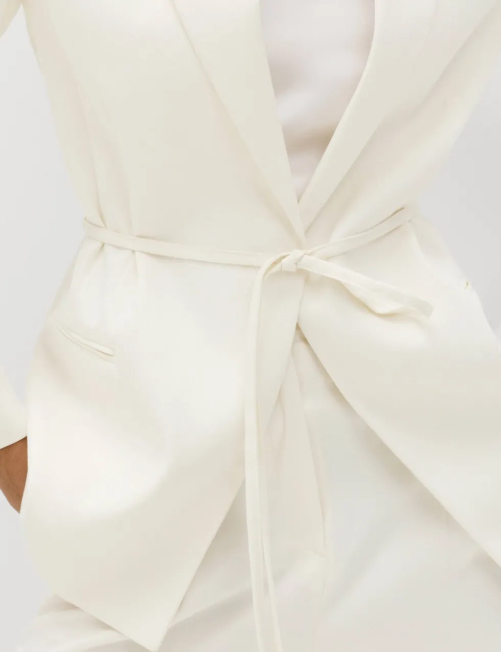 Tie Belted Blazer with Linen