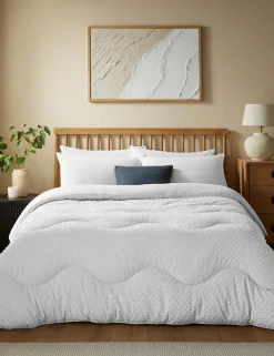 Tufted Dots 4.5 Tog Coverless Duvet Set