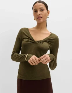 Twist Detail Long Sleeve Top