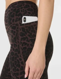 Ultimate Studio High Waisted 7/8 Leggings