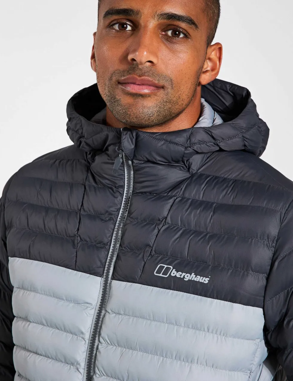 Vaskye Hooded Puffer Jacket