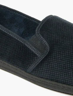 Velour Slippers with Freshfeet™