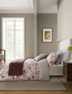 Velvet Elinor Quilted Throw