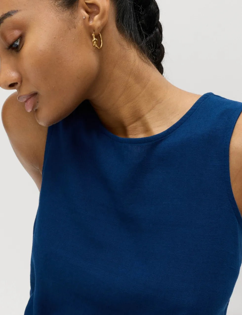 Vest with Linen