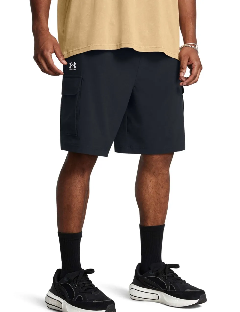 Vibe Woven Cargo Stretch Active Shorts