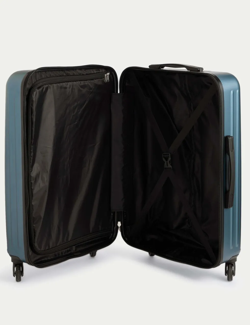 Vienna 4 Wheel Hard Shell Medium Suitcase