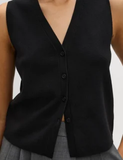 V-Neck Cropped Knitted Waistcoat