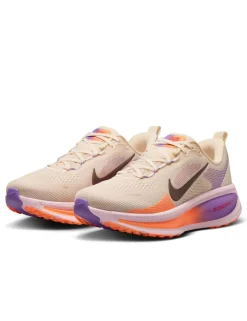 Vomero 18 Trainers