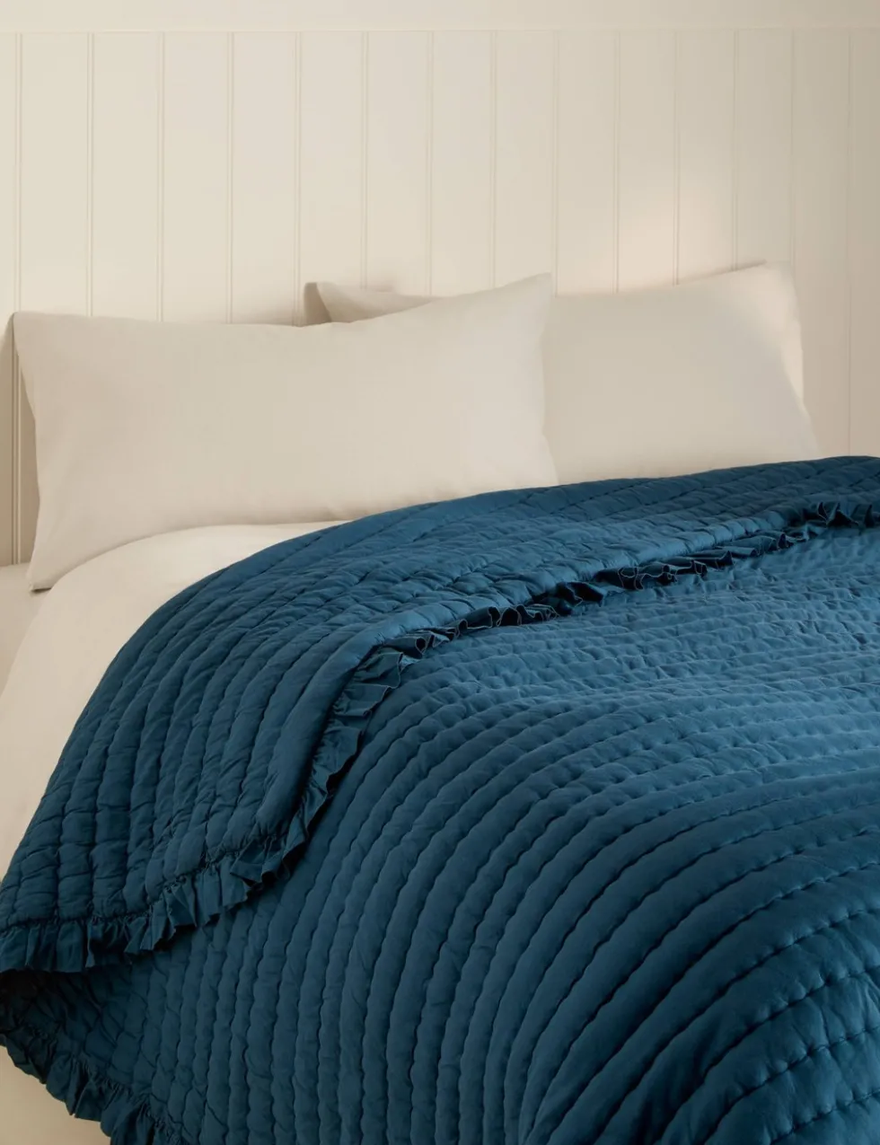 Washed Cotton Quilted Ruffle Bedspread