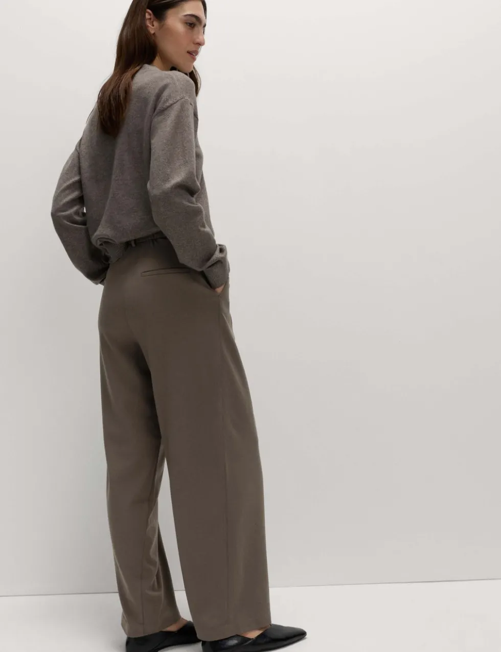 Woven Barrel Leg Trousers with Stretch