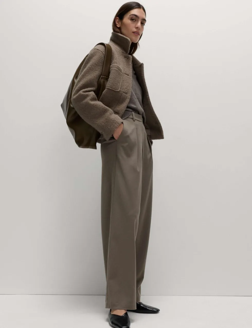 Woven Barrel Leg Trousers with Stretch