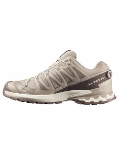 XA Pro 3D V9 Lace-Up Trainers