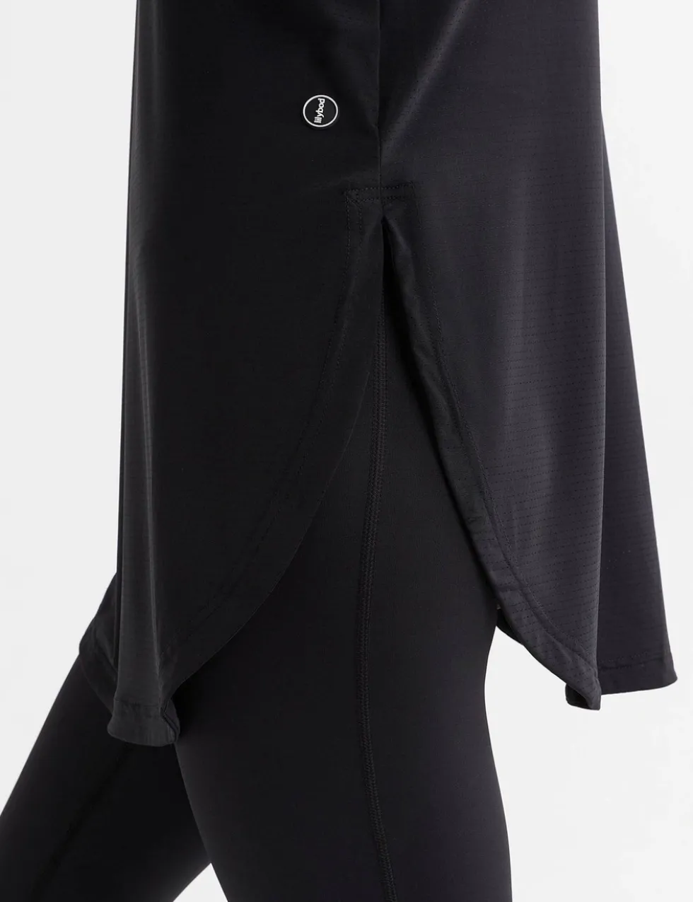 Zela Crew Neck Relaxed Vest Top
